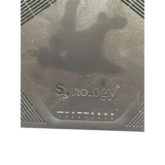 Synology Dual-Band Wireless Router 2600 Mbps 4 LAN Ports Black
